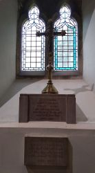 2. WW1-2 Plaques
